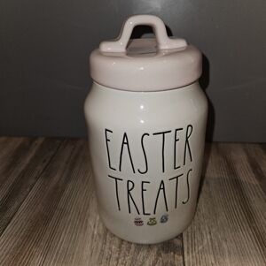 Rae Dunn Canister EASTER TREATS with 3 Eggs rubber seal Lid